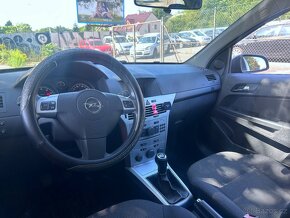 Opel Astra H 1,4 16V, BOURANÉ - náhradní díly - 11