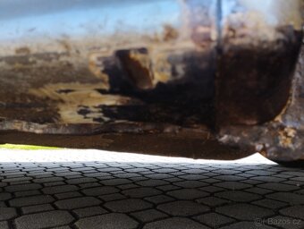 Prodám na dodělání nebo na díly plně funkční škoda octavia 1 - 11