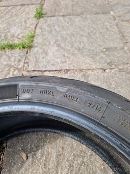 Pneu Michelin 190/55 ZR 17 + 120/70 ZR17 - 11