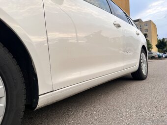 Volkswagen Golf 6 1.6TDI 77KW - 11