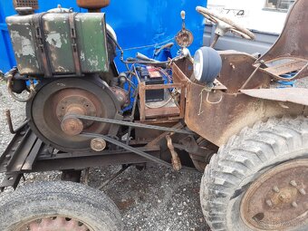 /Malotraktor/ naftový MOTOR Slavia 1st 120 - 11