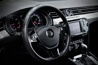 Volkswagen Passat B8 Variant 2.0TDI 110kW DSG Highline - 11