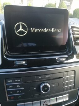 MERCEDES BENZ  GLE 400 4MATIC - 11