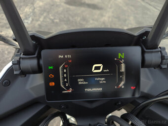 CFMOTO 650GT Premium, najeto 4 tkm, záruka - 11