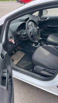 Opel Corsa 1.4, původ ČR, pravidelný servis - 11