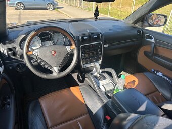PORSCHE CAYENNE TURBO S 4.8 405KW - 11