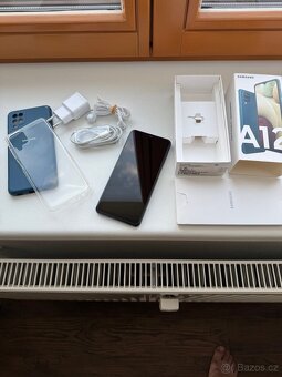 Samsung Galaxy A12 4GB/64GB modrý - 11