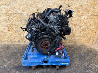 ČÁSTEČNĚ NASTROJENÝ MOTOR 1.9 TDI 66KW AHH - 11