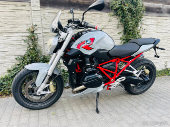 BMW R1200R LC r.v.2016 najeto 41tis km Akrapovič - 11