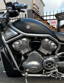Harley - Davidson, Street Rod ( VR2 ) VRSCR - 11
