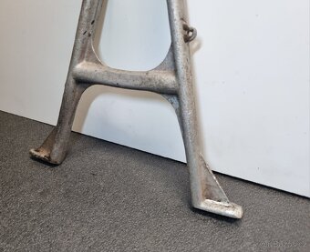 Jawa 50/551 Jawetta - stojan, výfuk - 11