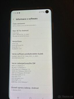 Prodám mobil Samsung Galaxy S10 - 11
