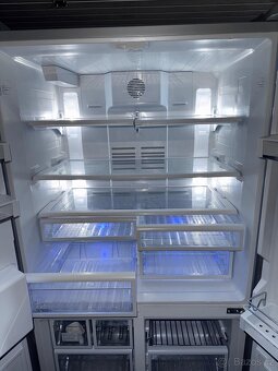 Rezervace Americká lednice Beko GNE134631X - 11