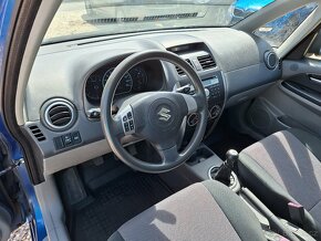 Suzuki SX4 1.6i 16V 79KW Klimatizace ,Tažné , - 11