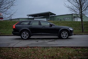 Volvo V90 D4 Cross Country, MANUÁL, VZDUCH - 11