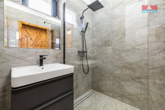 Prodej rodinného domu, 292 m², Bělov - 11