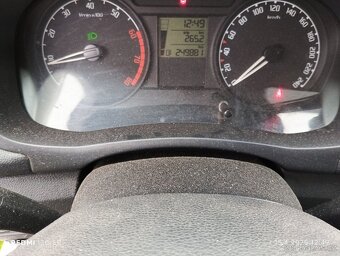 Škoda Fabia II combi 1.4/16V, 2010, 2. majitel - 11