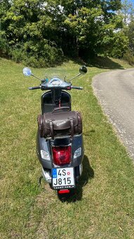 Prodám Vespa 300 Gts Hpe Touring rv 2021 - 11