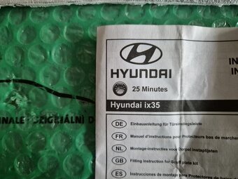 dekorativní ozdobné a ochranné lišty prahu Hyundai ix35 2S45 - 11