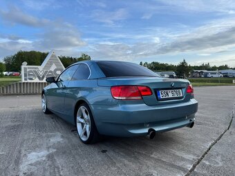 BMW 335i E93 cabrio, 123tkm, serviska - 11