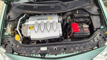 Renault Megane 1.6i 16V - 11