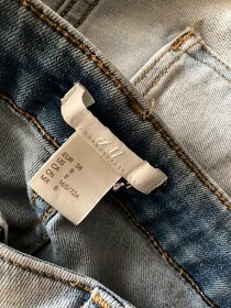 Světlé kalhoty H&M - 11