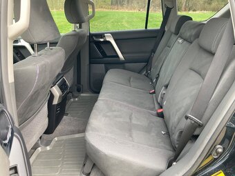 Toyota Land Cruiser 150 - 11