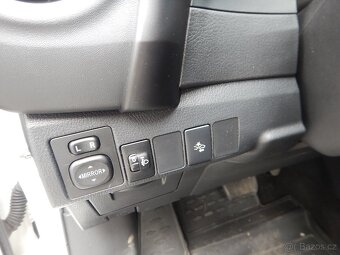 TOYOTA Corolla 1.6 VVTi, AUTOMAT, ČR - 11