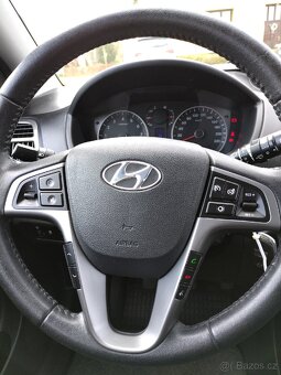 Hyundai i20 - 11