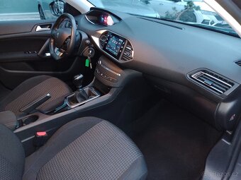 Peugeot 308 SW II 1.2 81kW 47tkm Virtual - Zálohováno - 11