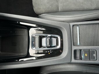 Škoda Octavia 2,0 Tdi DSG 110 Combi First Edition LED Navi - 11