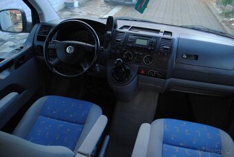 VW T5 CALIFORNIA BEACH 2.5TDi 96kW - 11