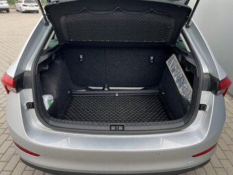 Škoda Scala 1.0 TSi81KWLED STYLEČR, 31 tkm, cena s DPH - 11