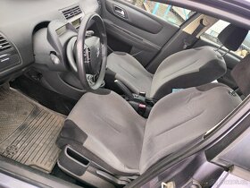 Citroën C4 1,4 i 16V - 11