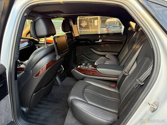 Audi A8 L 4.2tdi 258kw Long 
'Audi A8 L 4.2tdi 258kw Long  - 11
