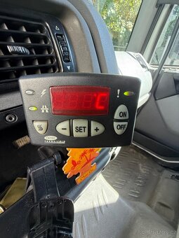 Renault Midlum 270.18.DP4X2 - 11