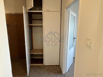 Prodej bytu 2+1 42 m², Praha - Řepy, ev.č. 01028 - 11