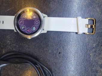 Garmin VIVOACTIVE 3 - 11