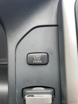 Volvo 2.4 D5 AWD 151kw - 11
