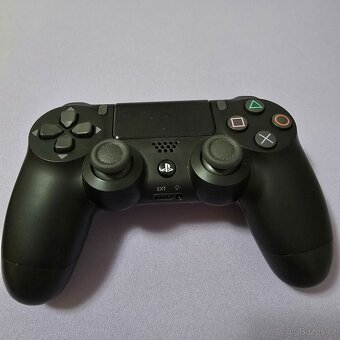 PS4 Pro 1TB - TOP stav, 2x DualShock, dokovací stanice a 3 h - 11