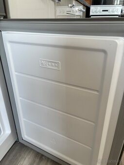 Lednice Goddess rok stará - 11