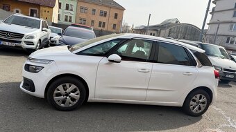 Citroen C4  Picasso - 11