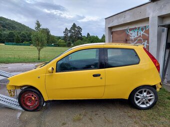 Fiat Punto 1.8 HGT - 11