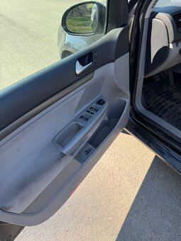 Volkswagen Golf V 2.0 TDi 100kw díly - 11