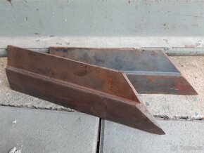 Orací radlice a nastavovací těleso + nože - 11