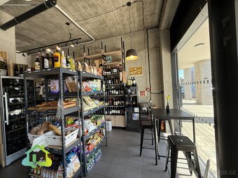 Pronájem vybavené prodejny delikates 66m2, Praha, ul. Počern - 11