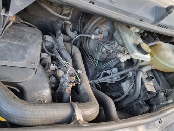 Opel Vivaro 1.9 - 11