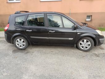 Renault Grand Scénic 1.9dci - 11