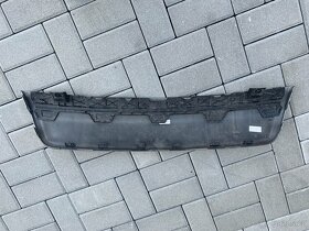 LAND ROVER DISCOVERY - 11