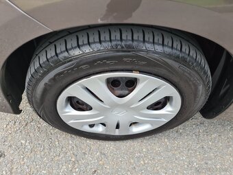 HONDA JAZZ 1,2i 66kW i-VTEC KLIMA - 11